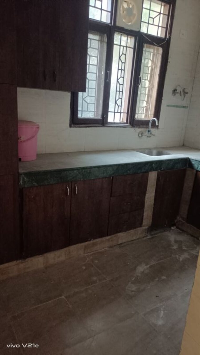 Kitchen, sushant lok iii 3 Bedroom 1600 Sq.Ft. Builder Floor In Sushant Lok Iii Gurgaon 10763444