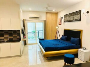 Room in 2.5 BHK Apartment at 3C Lotus Boulevard, Sector 100 – for Rent