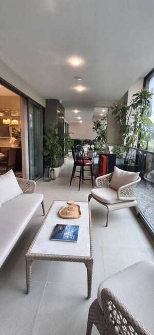 Furnished Amenities in 4 BHK Apartment at BPTP Downtown 66, Sector 66 – for Sale