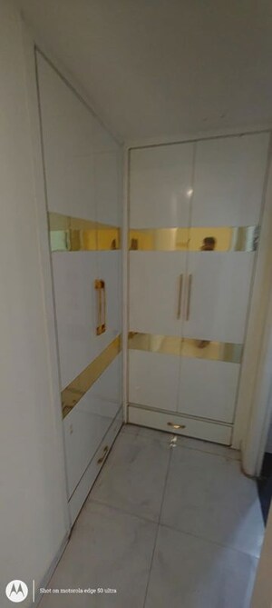 Bathroom in 3 BHK Apartment at Panchkula Urban Estate – for Rent
