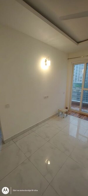Room in 3 BHK Apartment at Panchkula Urban Estate – for Rent