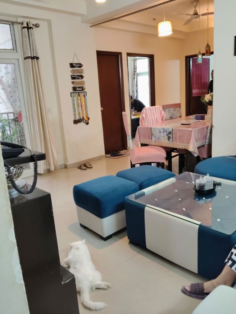 Room, mahagun-my-woods 3 Bedroom 1240 Sq.Ft. Apartment In Sector 16c Greater Noida Greater Noida 10763505