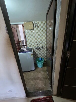 Attached Bathroom in 1 BHK Apartment at Piramal Vaikunth, Balkum Pada – for Rent