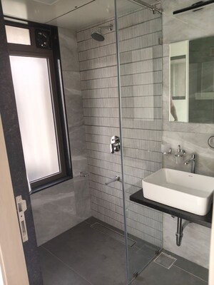 Bathroom in 3.5 BHK Apartment at Shree Aditya CHS, Juhu – for Rent