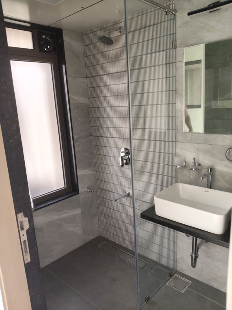 Bathroom, shree-aditya-chs 3.5 Bedroom 1500 Sq.Ft. Apartment In Juhu Mumbai 10763582