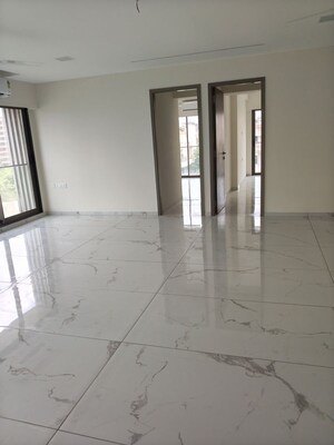 Hall in 3.5 BHK Apartment at Shree Aditya CHS, Juhu – for Rent