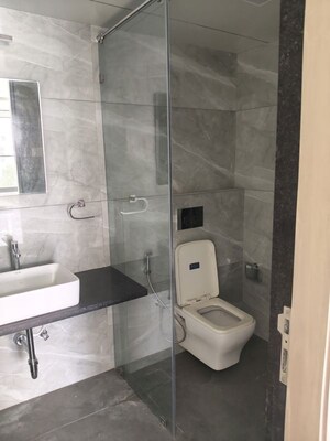 Bathroom in 3.5 BHK Apartment at Shree Aditya CHS, Juhu – for Rent
