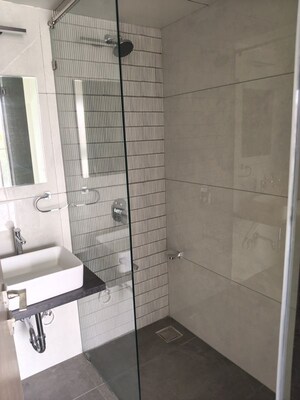 Bathroom in 3.5 BHK Apartment at Shree Aditya CHS, Juhu – for Rent
