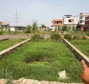  Plot For Sale in Sector 61