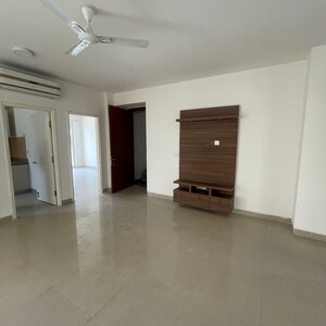 4 BHK Apartment For Rent in Emaar Emerald Floors Premier, Sector 65