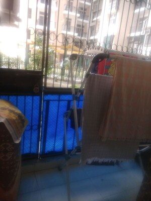 2.5 BHK Apartment – Entrance View at Supertech Crown Town, Sector 74 - for Rent