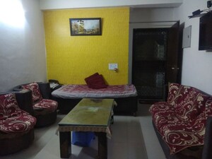Living Room in 2.5 BHK Apartment at Supertech Crown Town, Sector 74 – for Rent