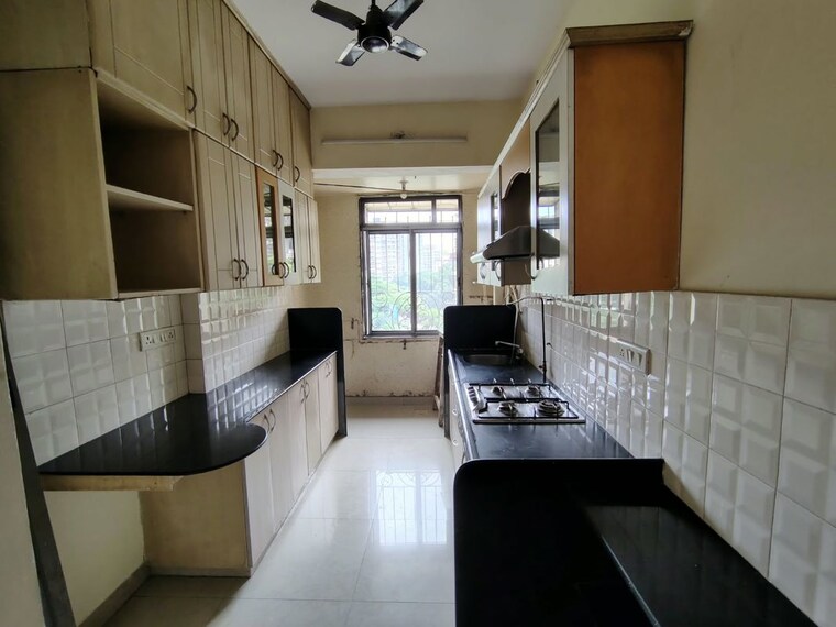Kitchen, lake-florence 2 Bedroom 910 Sq.Ft. Apartment In Powai Mumbai 10763622