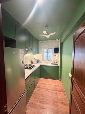 Bedroom in 3 BHK Apartment at Bandra West – for Rent