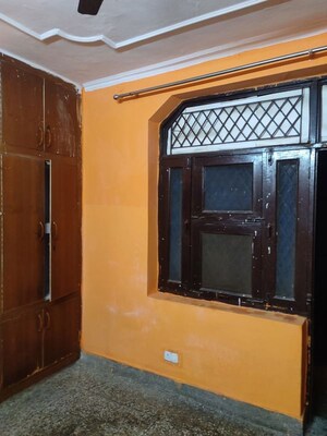 Furnished Amenities in 1 BHK Builder Floor at Gamma Ii Greater Noida – for Rent
