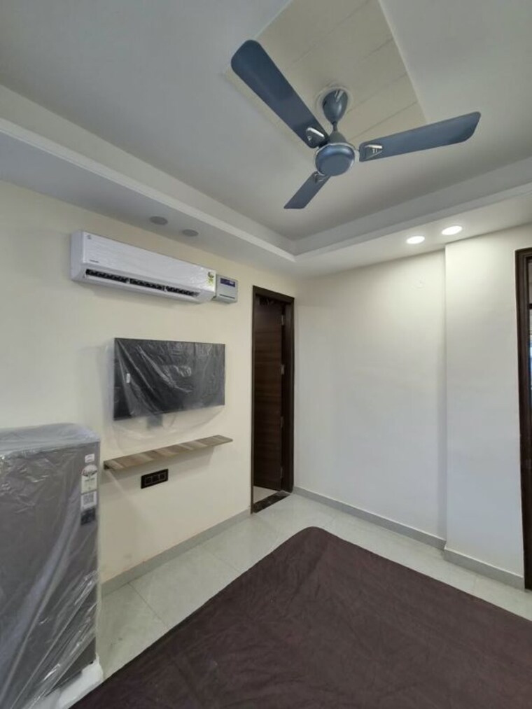 Kitchen, sector 52 1 RK 250 Sq.Ft. Builder Floor In Sector 52 Gurgaon 10763699