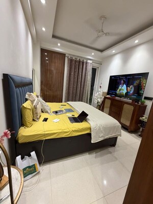 Bedroom in 2 BHK Builder Floor at Sector 51 – for Rent