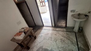  2 BHK Independent House at Karawal Nagar – for Rent
