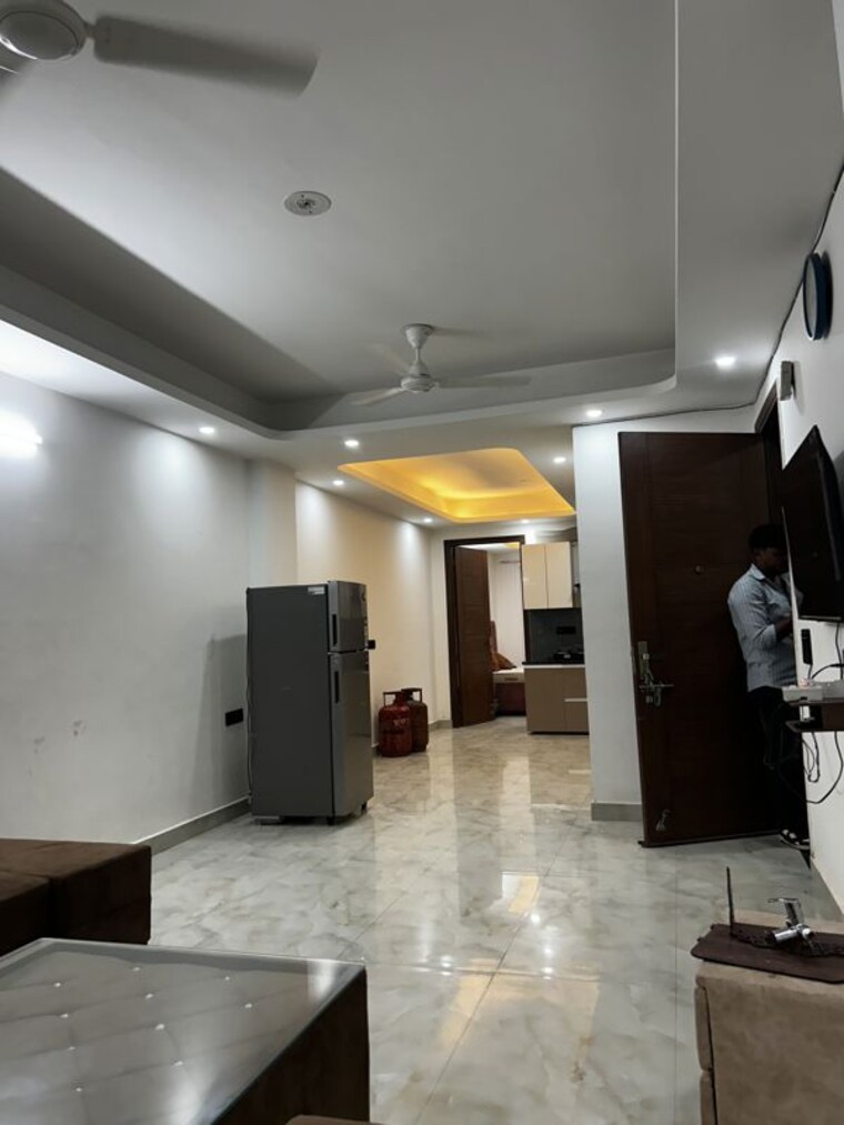 undefined, freedom fighters enclave 2 Bedroom 1050 Sq.Ft. Builder Floor In Freedom Fighters Enclave Delhi 10758526