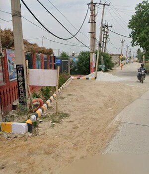   Plot at Bhopani – for Sale