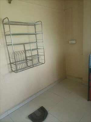 Room in 1 BHK Apartment at Akanksha Residency, Aundh – for Rent