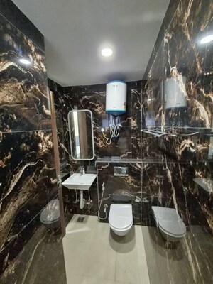 Attached Bathroom in 1 RK Builder Floor at Sector 52 – for Rent