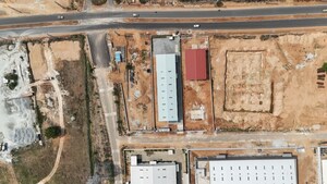  Warehouse – Exterior View View at Chandenvalle - for Rent