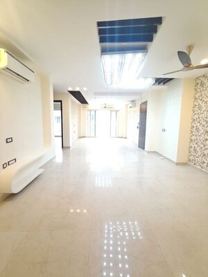Building Lobby in 4 BHK Apartment at Aradhya Homes, Sector 67a – for Rent