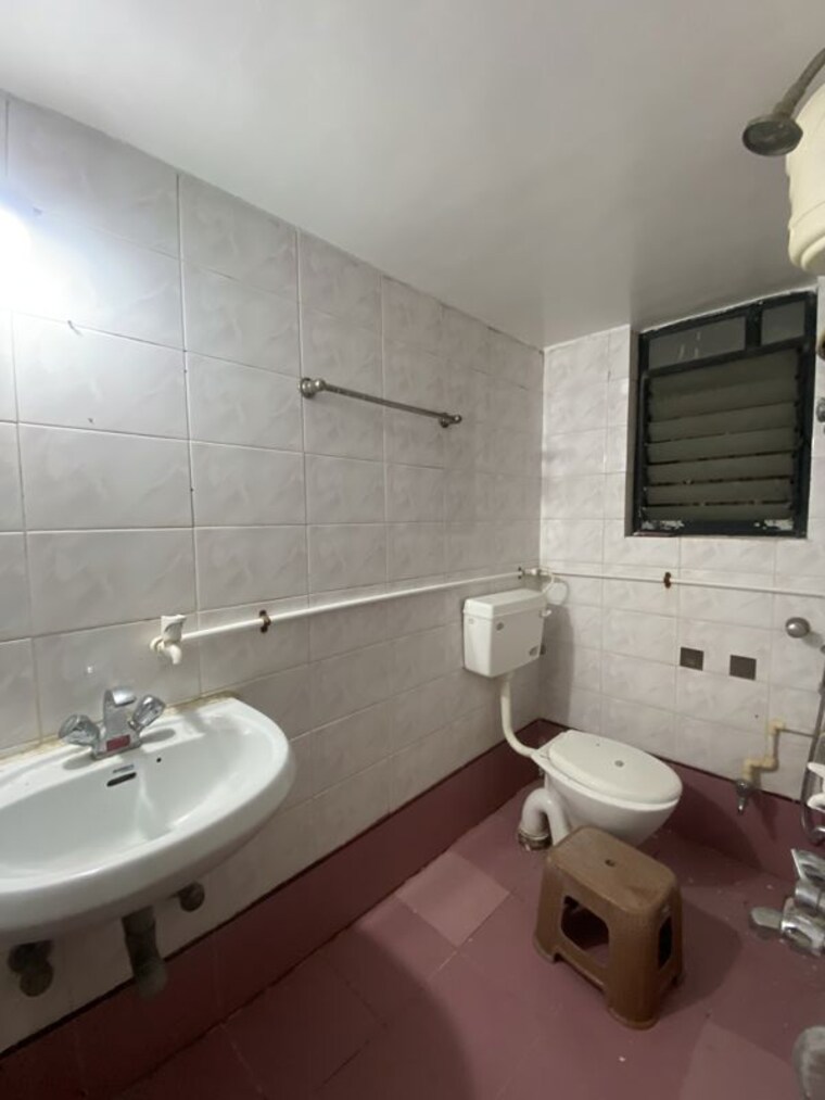 Attached Bathroom, bopodi 2 Bedroom 1350 Sq.Ft. Apartment In Bopodi Pune 10763802