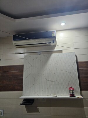 Furnished Amenities in 2 BHK Builder Floor at Virender Nagar – for Sale