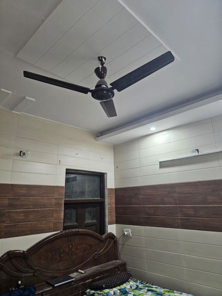 undefined, virender nagar 2 Bedroom 98 Sq.Yd. Builder Floor In Virender Nagar Delhi 10763839