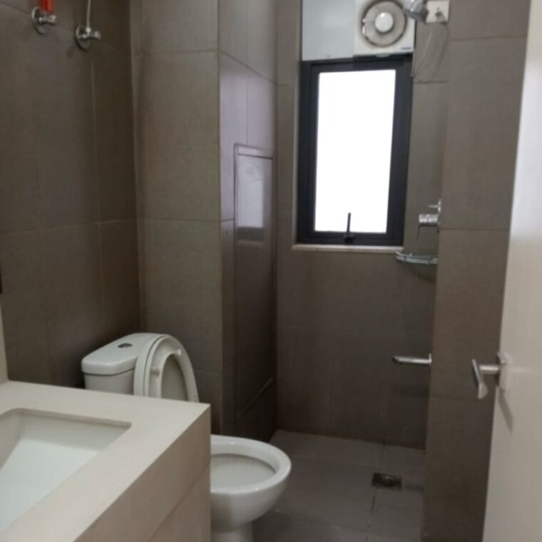 Bathroom, ireo-skyon 2 Bedroom 1374 Sq.Ft. Apartment In Sector 60 Gurgaon 10763871