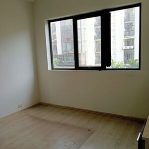 Room in 2 BHK Apartment at Ireo Skyon, Sector 60 – for Rent