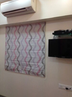 Room in 1.5 BHK Apartment at Bandra West – for Rent