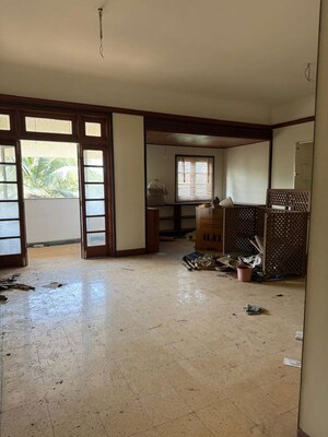 Room in 3 BHK Apartment at Bhagat Vadi – for Sale