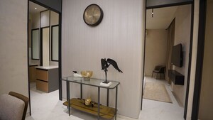 Furnished Amenities in 2 BHK Apartment at Roswalt Raya, Chembur – for Sale