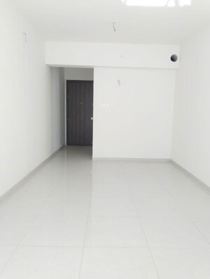 1 BHK Apartment For Rent in Marathon Nexzone Nirvana, Palaspe Phata