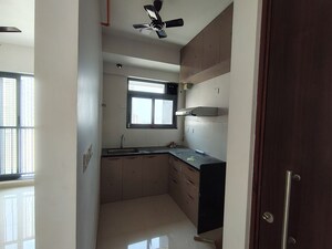 Kitchen in 1.5 BHK Apartment at Kalpataru Elitus, Mulund West – for Rent
