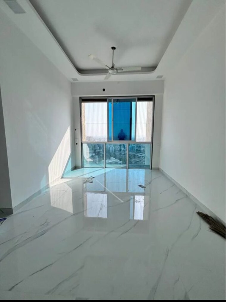 Room, borivali west 1 Bedroom 490 Sq.Ft. Apartment In Borivali West Mumbai 10763930