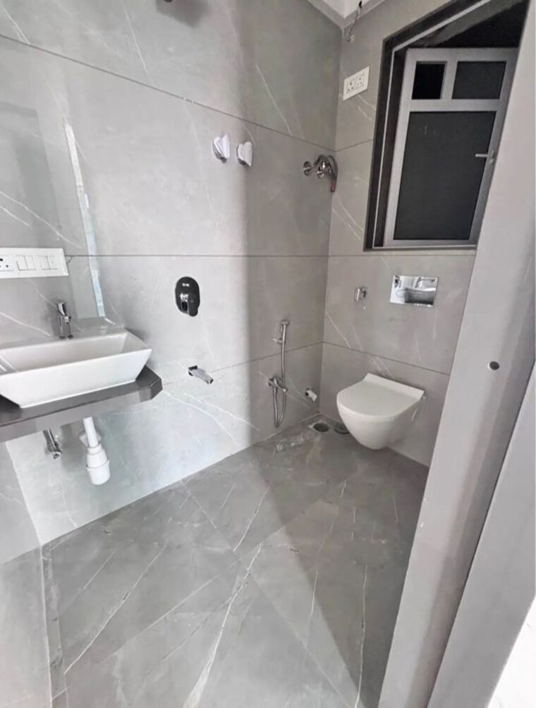 Bathroom, borivali west 1 Bedroom 490 Sq.Ft. Apartment In Borivali West Mumbai 10763930