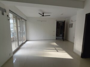 Room in 3 BHK Apartment at Tulip Violet, Sector 69 – for Rent