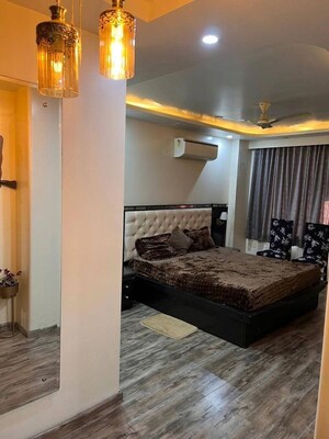 Bedroom in 5 BHK Apartment at Indiabulls Enigma, Sector 110 – for Sale