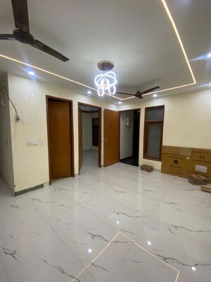 Room in 2 BHK Builder Floor at Neb Sarai – for Rent