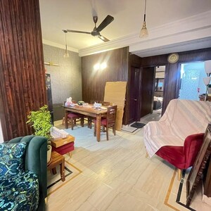 Living Room in 3 BHK Builder Floor at Sector 48 – for Rent