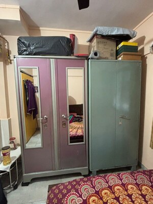 Room in 1 BHK Apartment at Borivali West – for Rent
