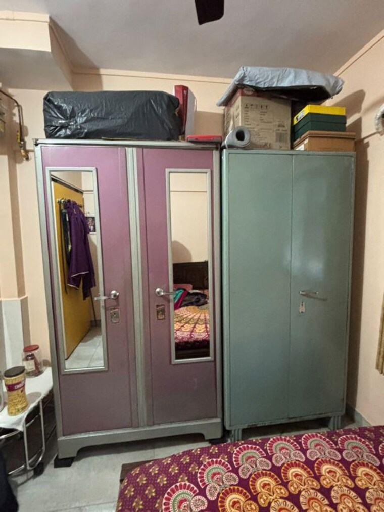 Room, borivali west 1 Bedroom 490 Sq.Ft. Apartment In Borivali West Mumbai 10763976