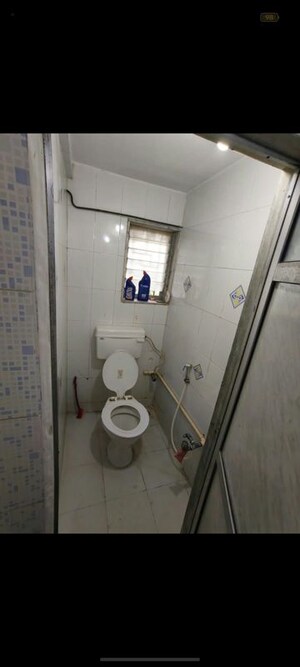 Bathroom in 1 BHK Apartment at Borivali West – for Rent