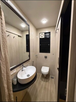 Bathroom in 1 BHK Apartment at Borivali West – for Rent