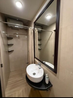 Bathroom in 1 BHK Apartment at Borivali West – for Rent
