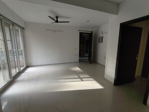Room in 3 BHK Apartment at Tulip Violet, Sector 69 – for Rent